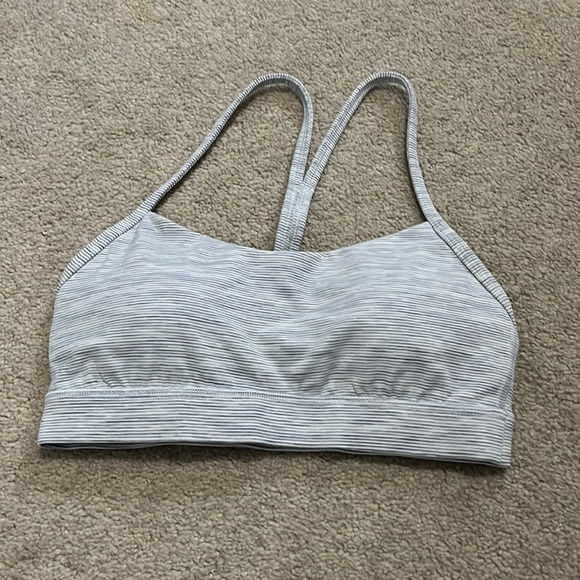 Lululemon Sports Bra - Picture 1 of 8